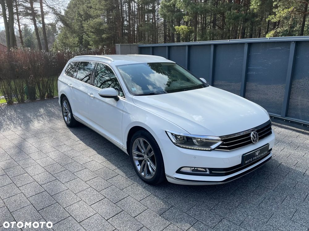 Volkswagen Passat 2.0 TDI (BlueMotion Technology) Highline - 16