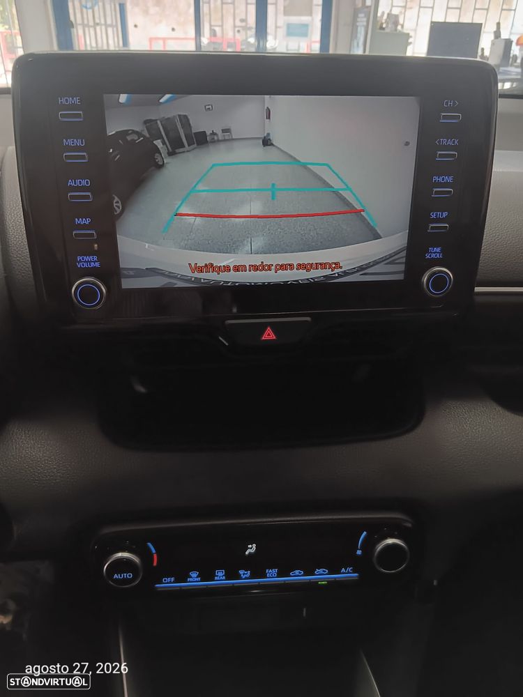 Toyota Yaris 1.5 HDF Exclusive - 10