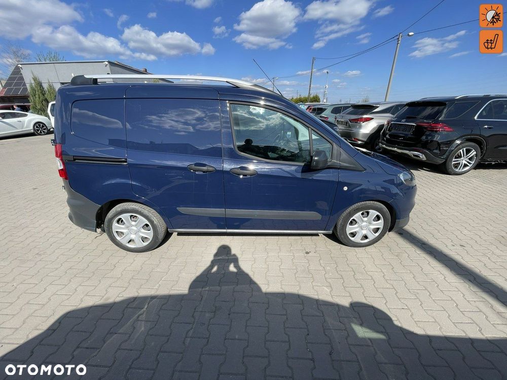 Ford Transit Courier - 1