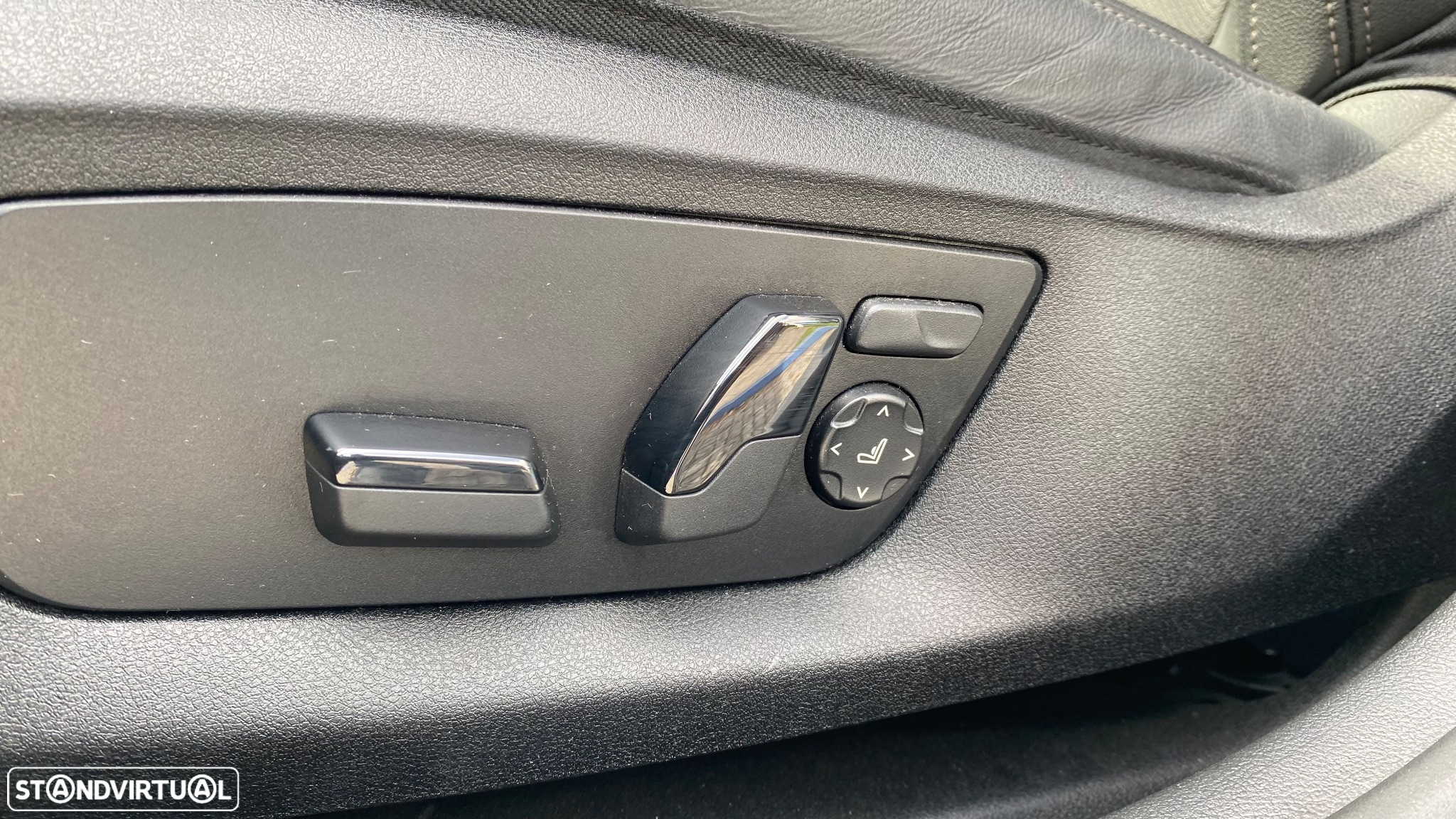 BMW 530 e Pack M - 27