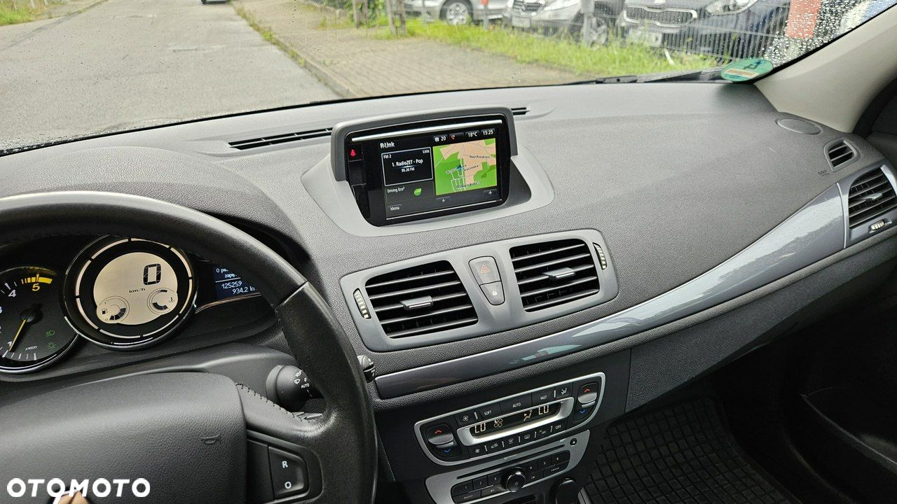 Renault Megane 1.5 dCi Limited EDC - 26