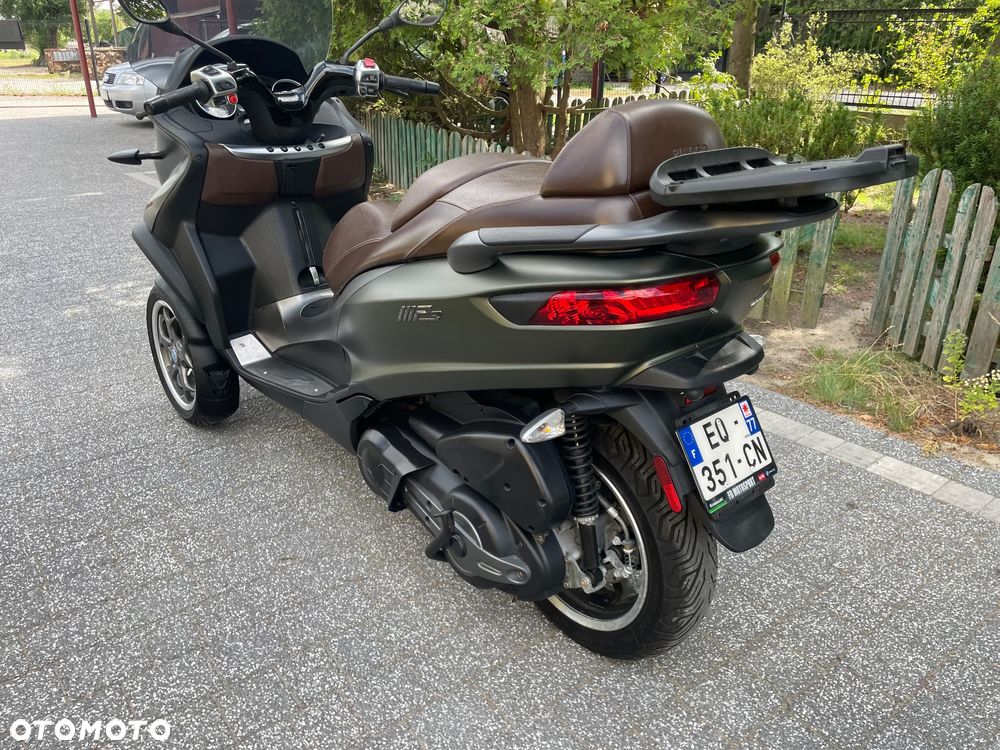 Piaggio MP-3 - 19