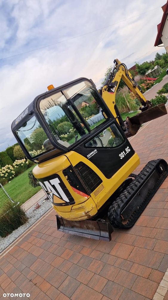 Caterpillar 301.8 C - 11