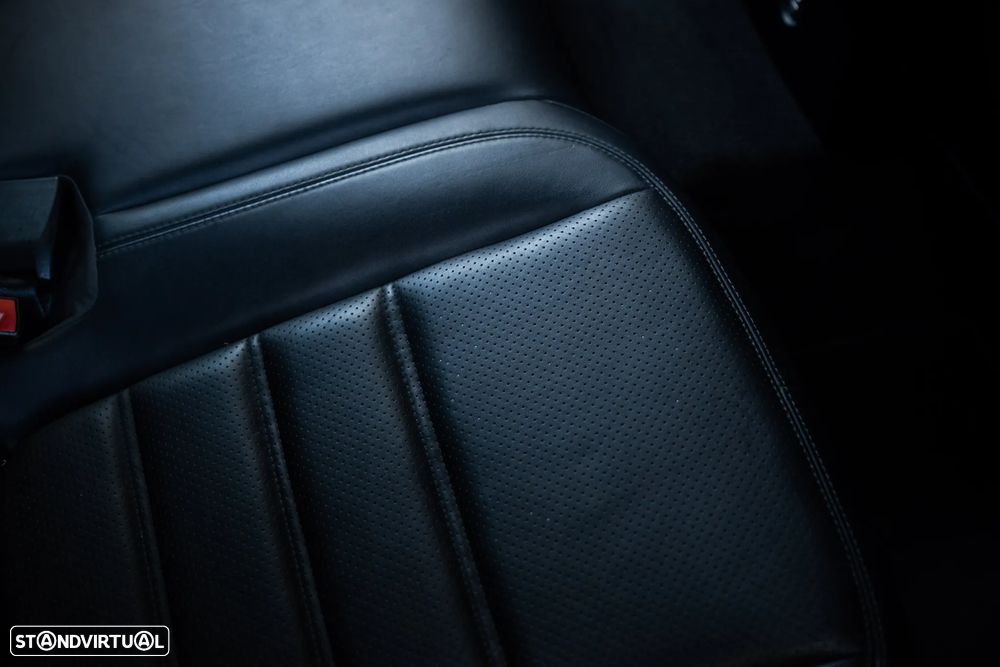 Porsche Macan Turbo - 47