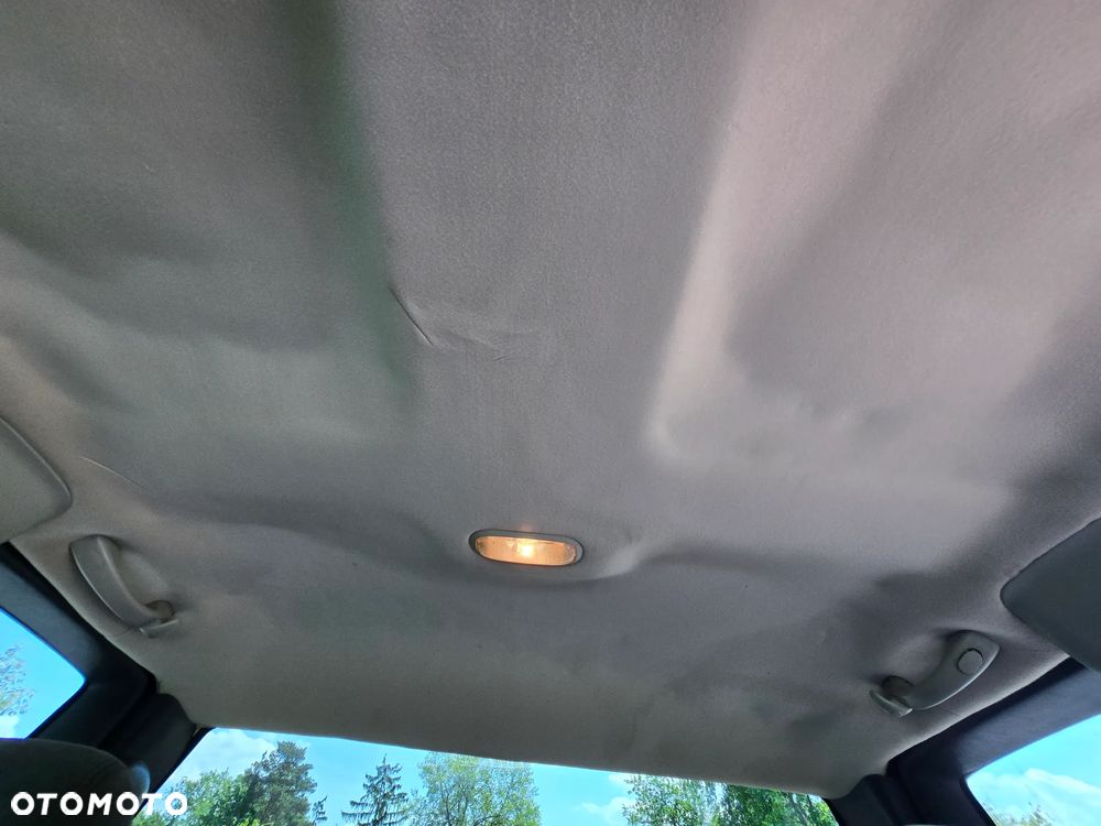 Chevrolet Silverado - 32