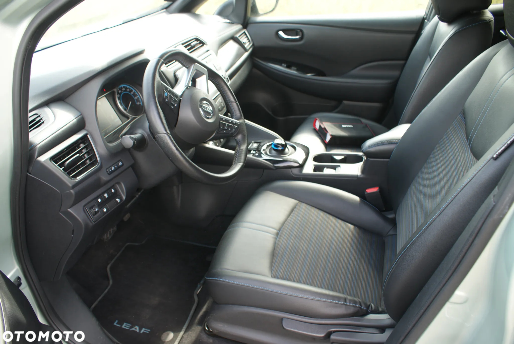 Nissan Leaf 40kWh Tekna - 25