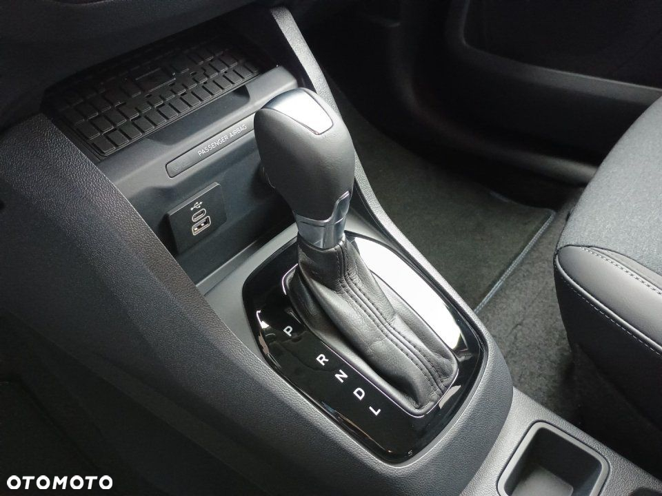 Ford Tourneo Courier - 10