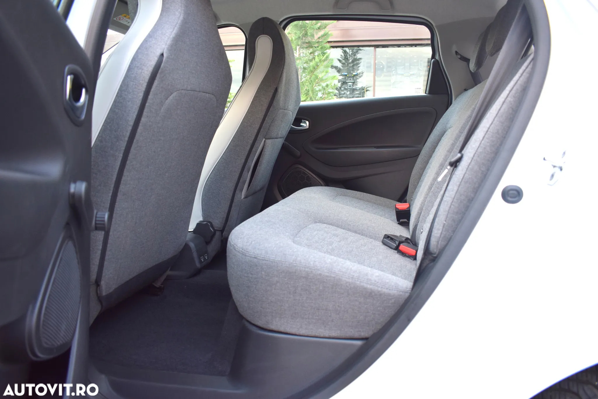 Renault ZOE (mit Batterie) Z.E. 50 INTENS - 8