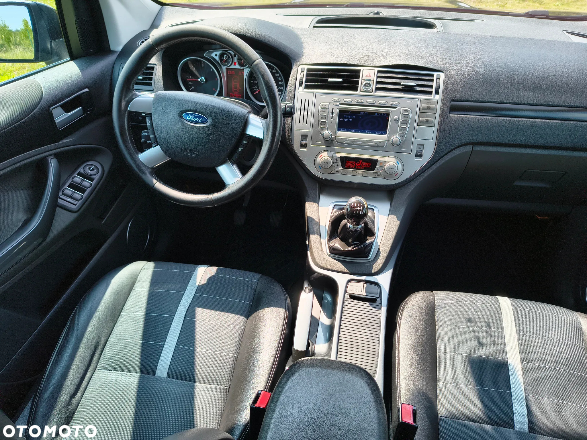Ford Kuga 2.0 TDCi Titanium FWD - 6