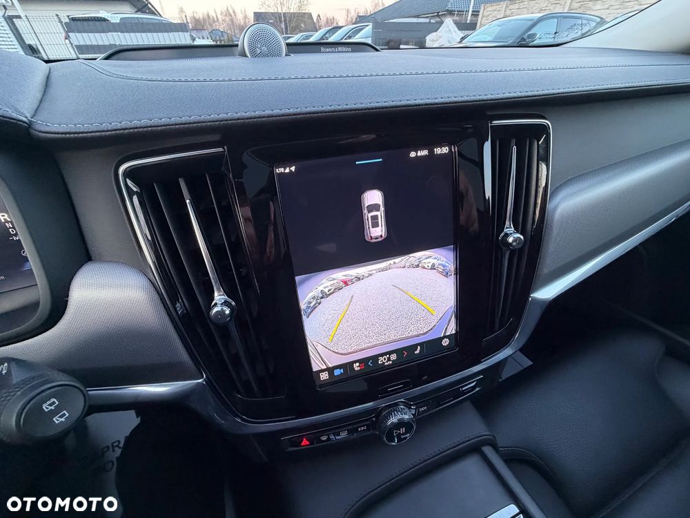 Volvo V90 Cross Country B5 D AWD Ultimate - 38