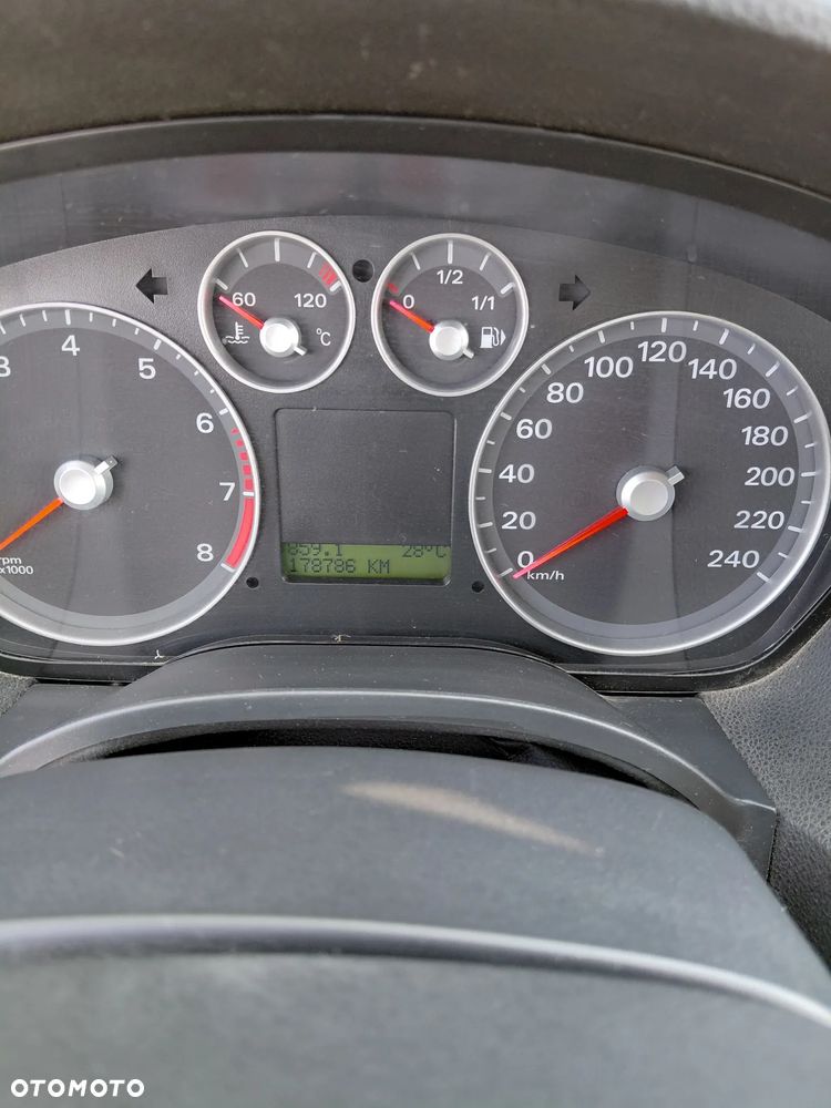 Ford C-MAX - 9