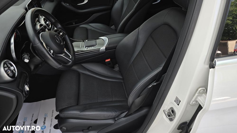 Mercedes-Benz GLC - 13