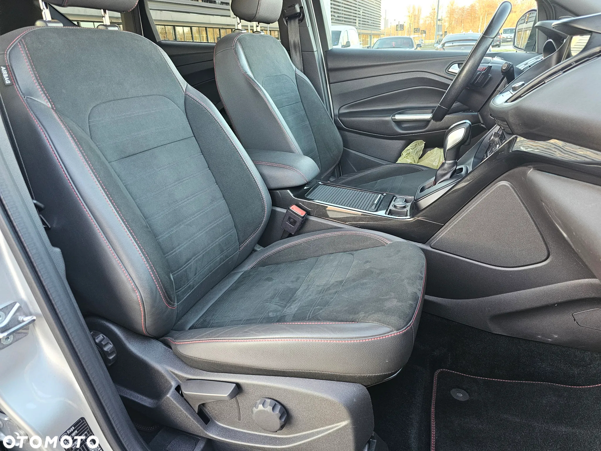 Ford Kuga 2.0 TDCi AWD ST-Line Black - 21