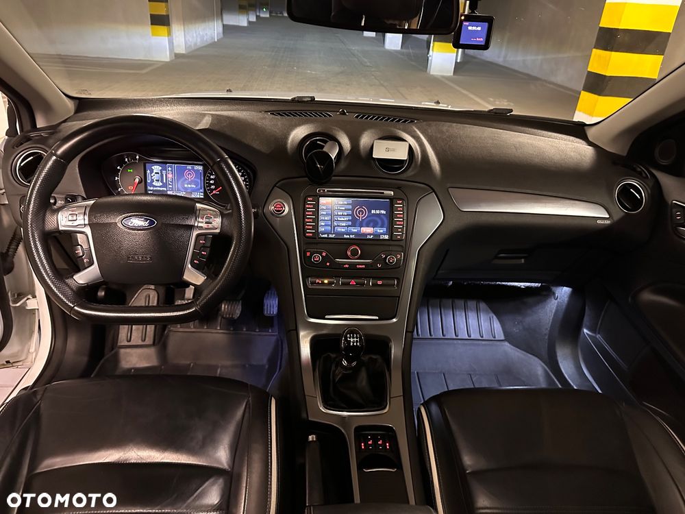 Ford Mondeo ver-1-6-tdci-start--stopp-titanium - 14