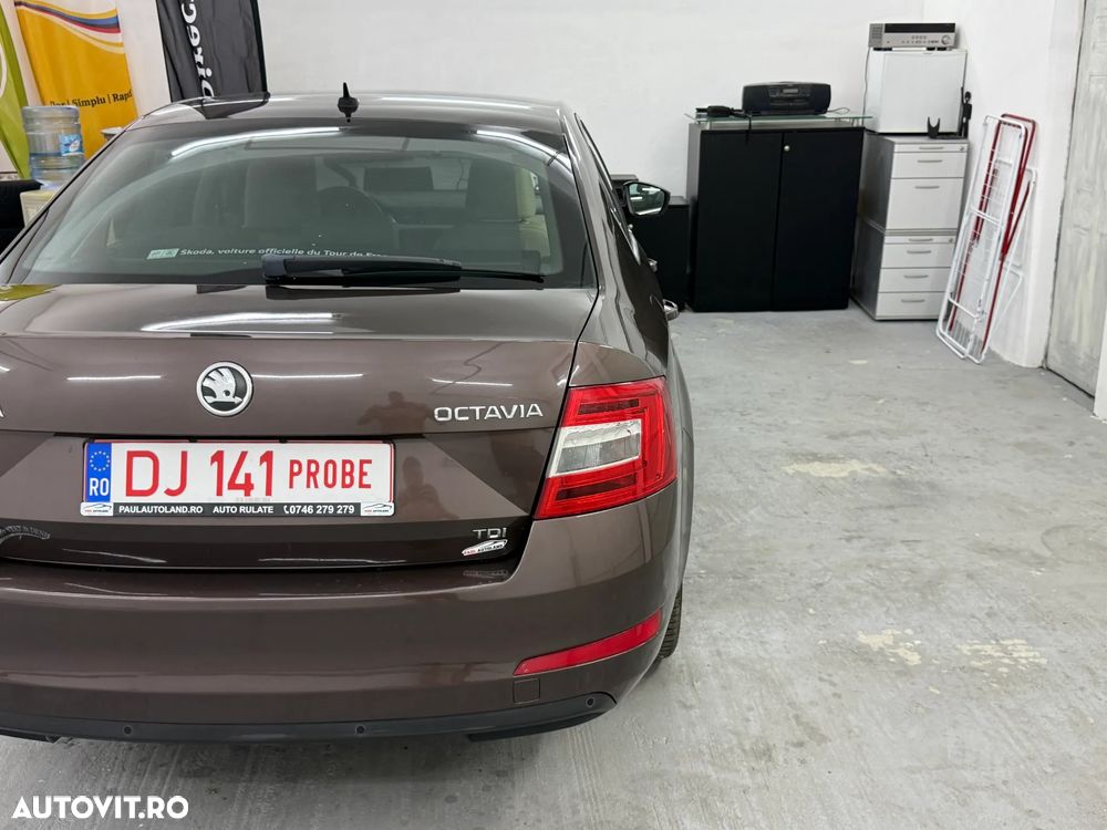 Skoda Octavia 1.6 TDI ELEGANCE DSG - 15