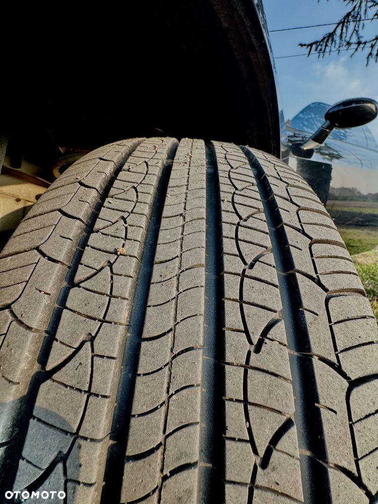 Dodge Challenger - 13