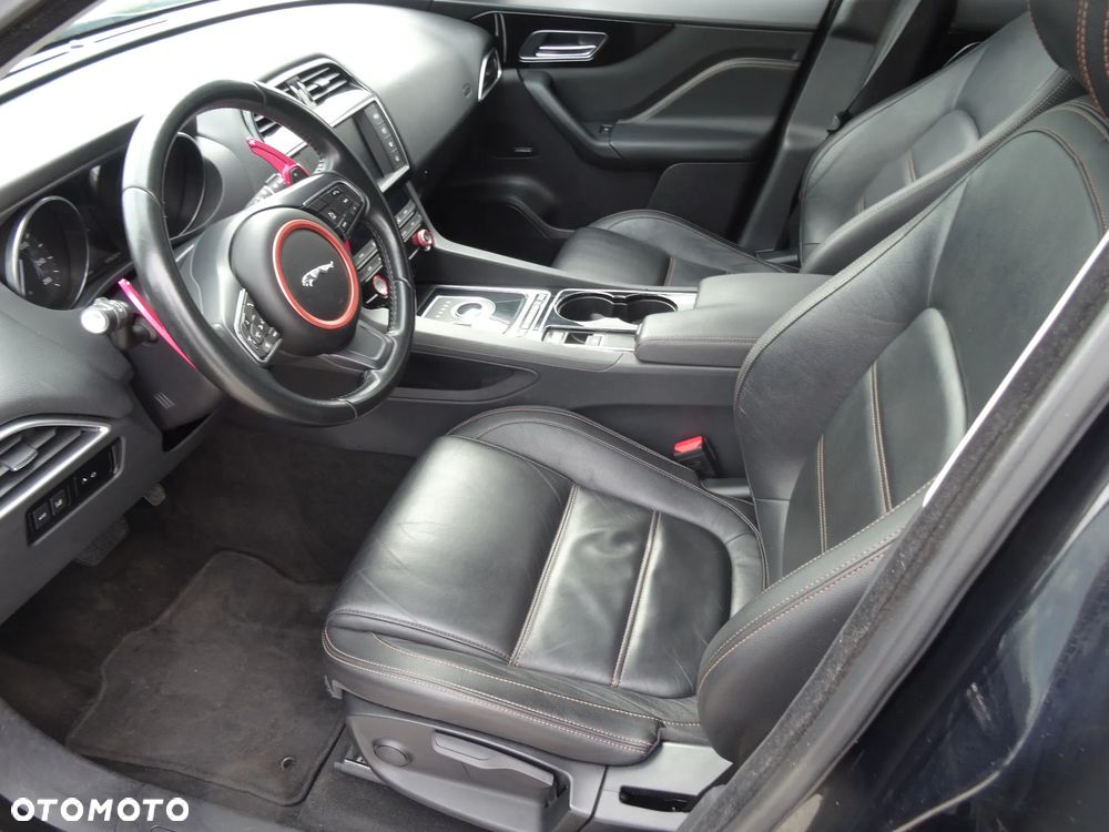 Jaguar F-Pace 3.0 TDV6 AWD 300 Sport - 11