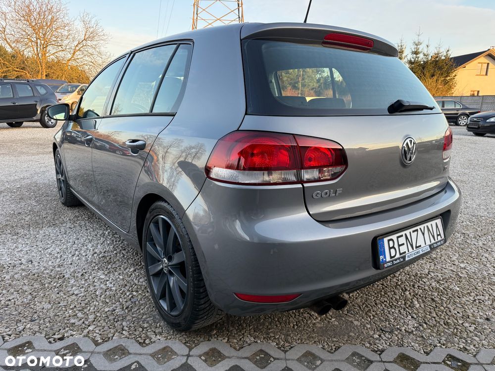 Volkswagen Golf 1.4 TSI Highline - 17