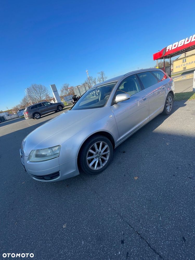 Audi A6 Avant - 1