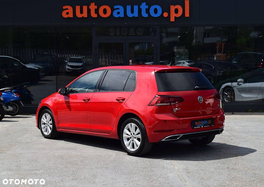 Volkswagen Golf - 18