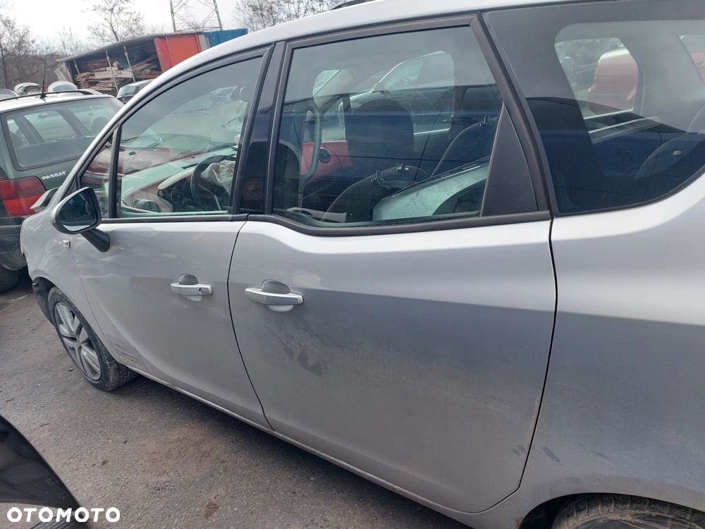 Opel Meriva B drzwi tylne lewe prawe Z157 - 1