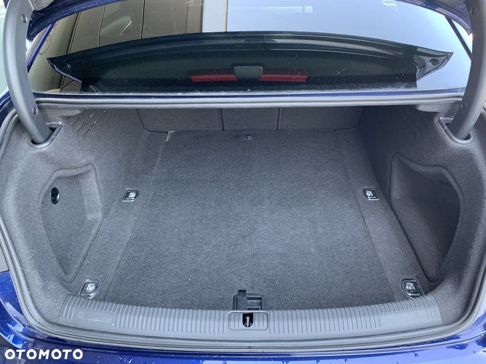 Audi A4 Limousine - 29