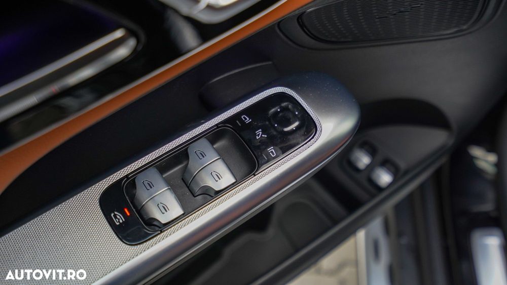 Mercedes-Benz GLC Coupe 300 e 4MATIC - 9