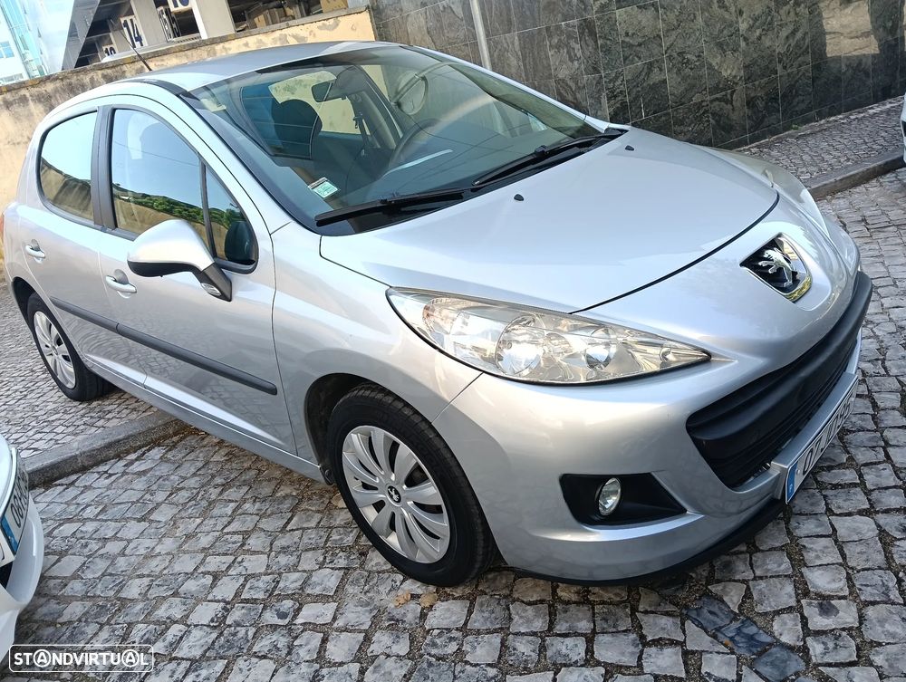 Peugeot 207 1.4 HDi Active - 16