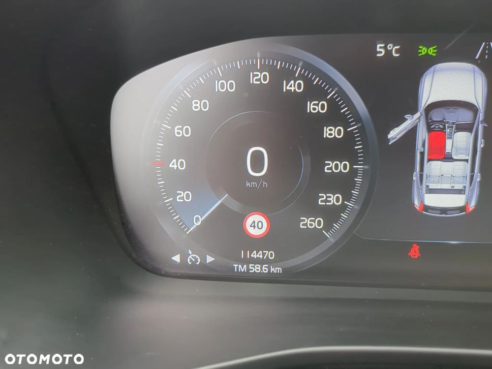 Volvo XC 40 T3 Momentum - 20