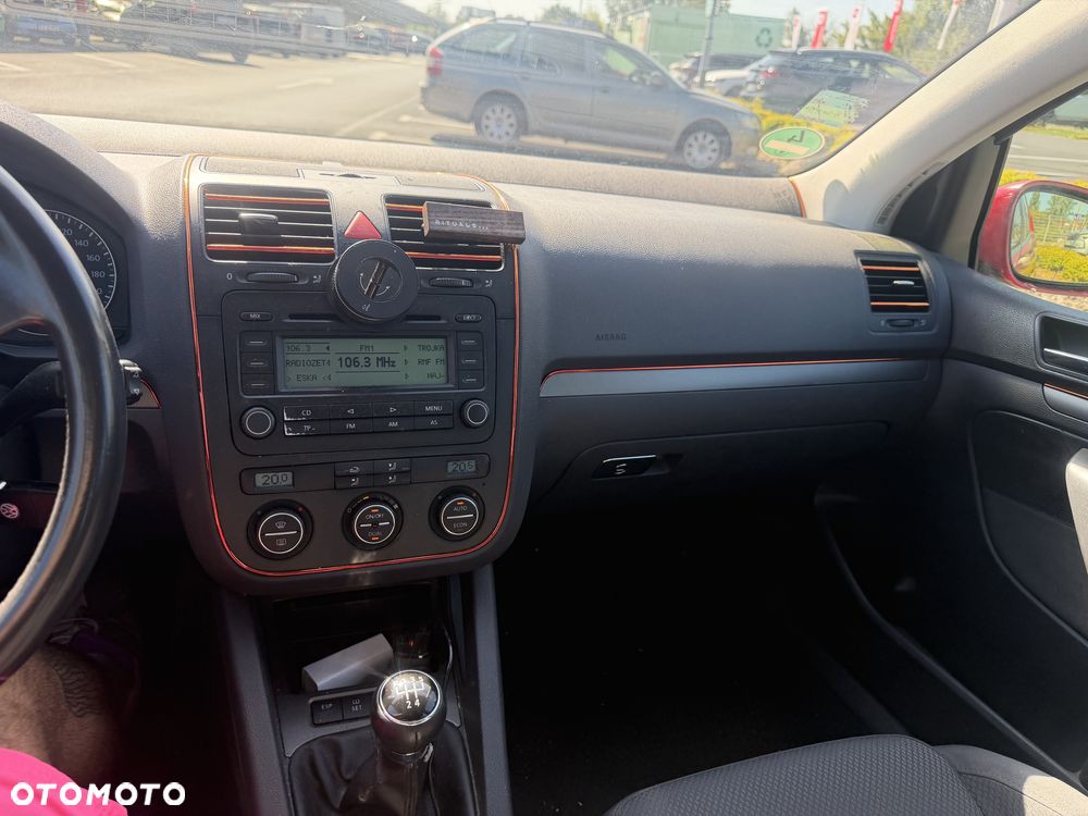 Volkswagen Golf 1.4 FSI Comfortline - 16