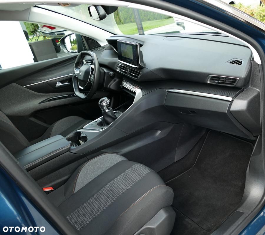 Peugeot 5008 1.2 PureTech Access S&S - 27
