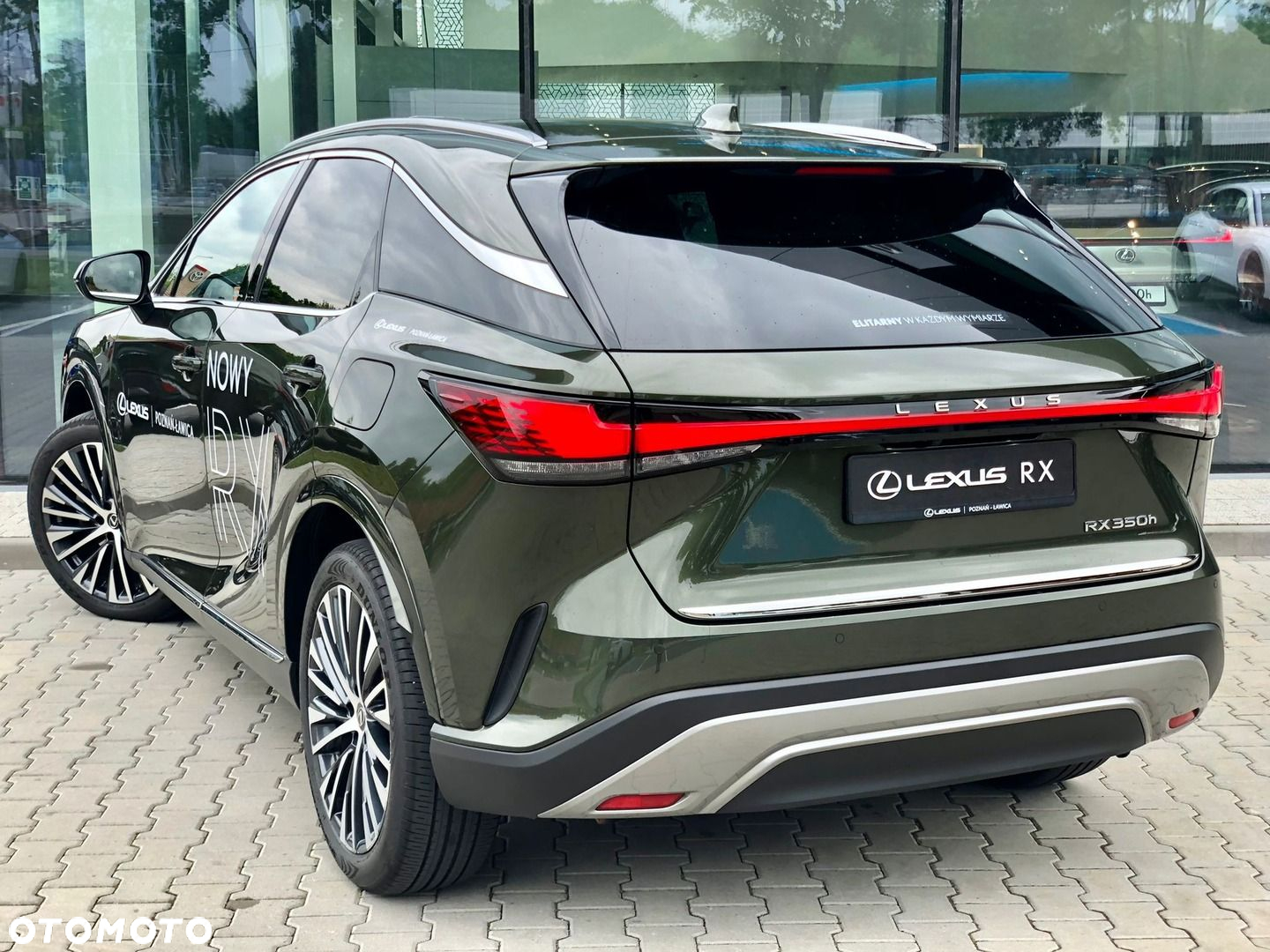 Lexus RX - 11