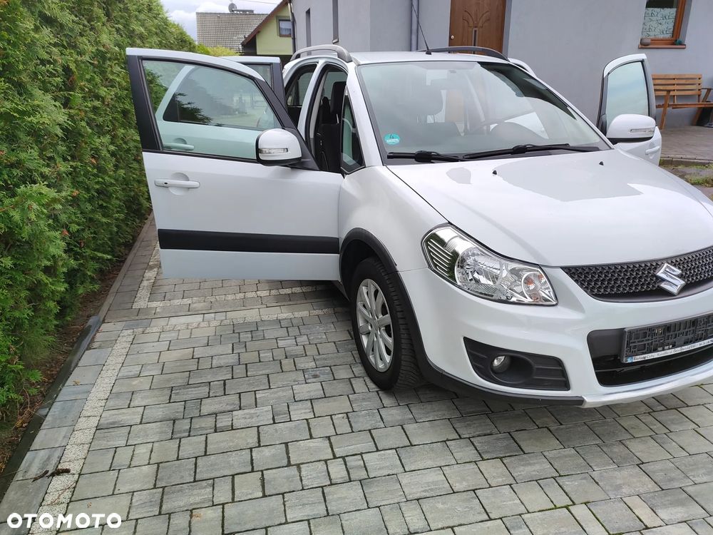 Suzuki SX4 1.6 Comfort 4WD - 2