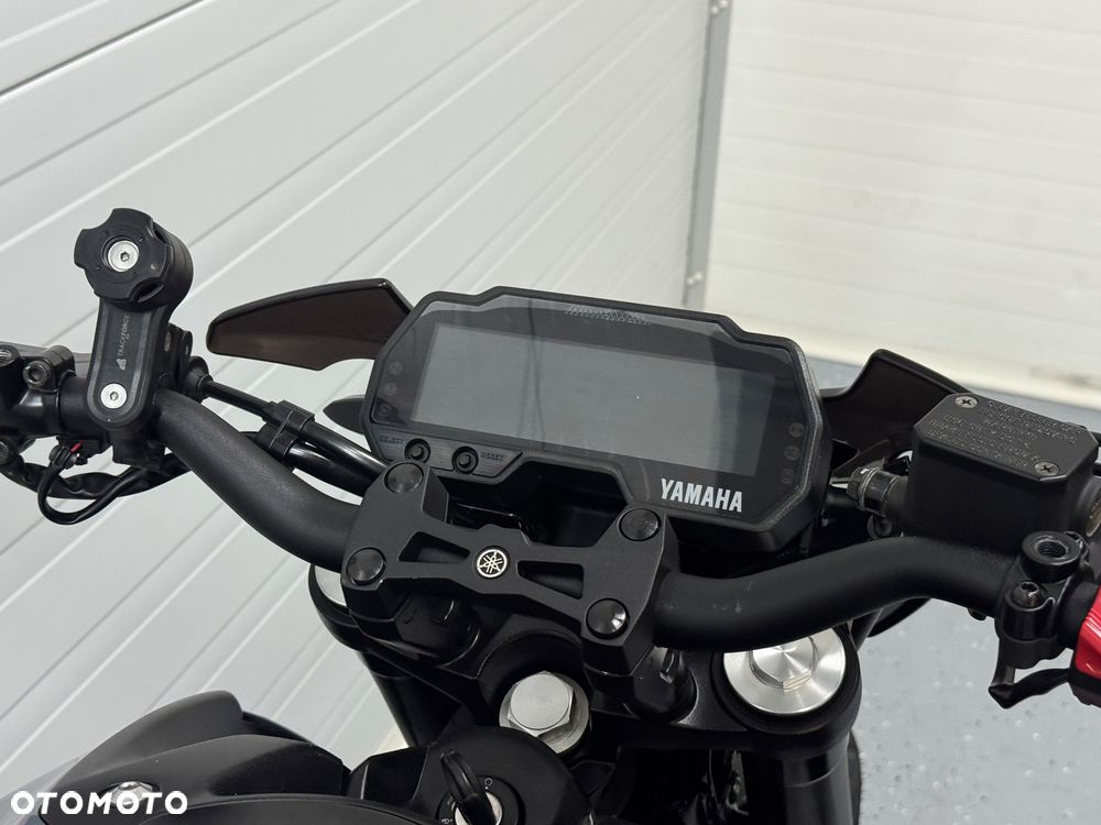 Yamaha MT - 14