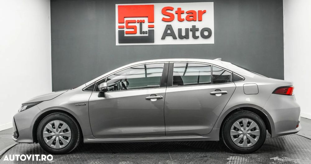 Toyota Corolla Sedan 1.8 HSD Dynamic - 9