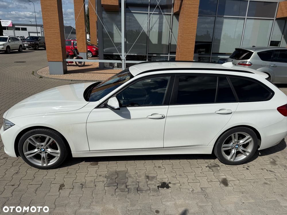 BMW Seria 3 320d - 4