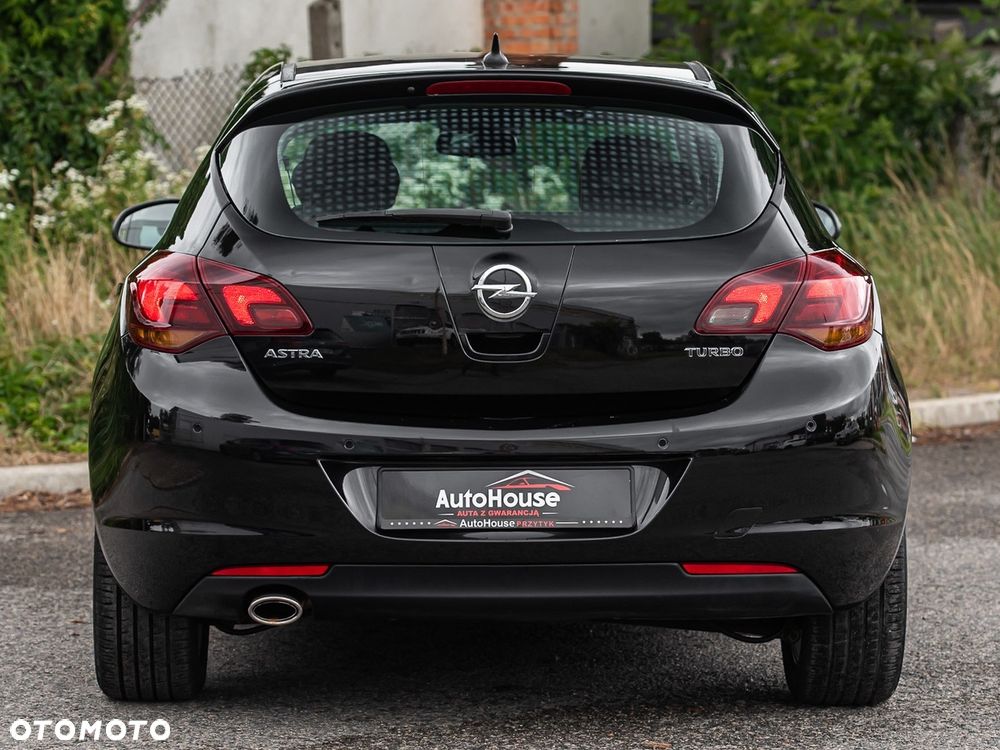Opel Astra 1.6 Turbo Cosmo - 13