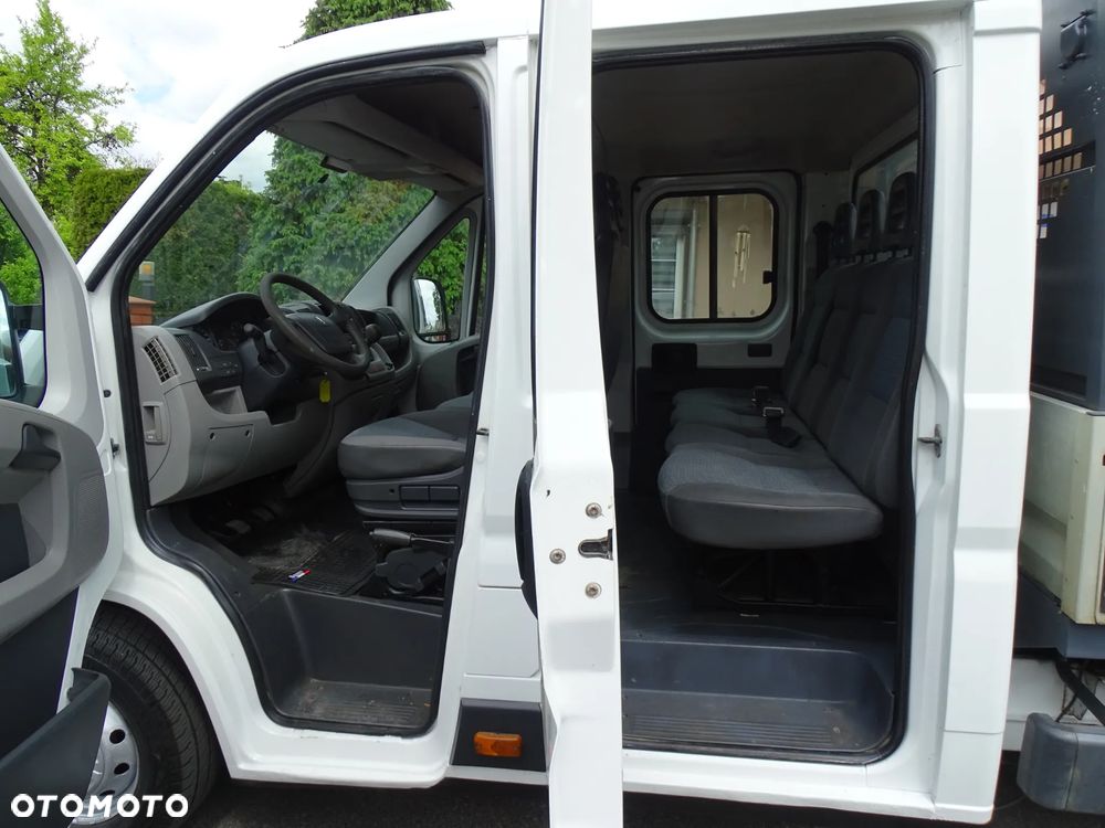 Peugeot Boxer 120 koni ,DOKA DUBEL , 7 miejsc + skrzynia 3m x 2.10m - 7
