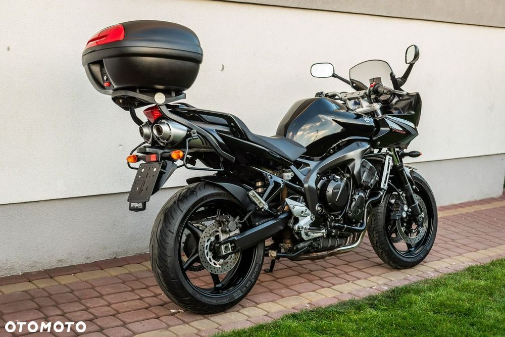 Yamaha FZ - 7