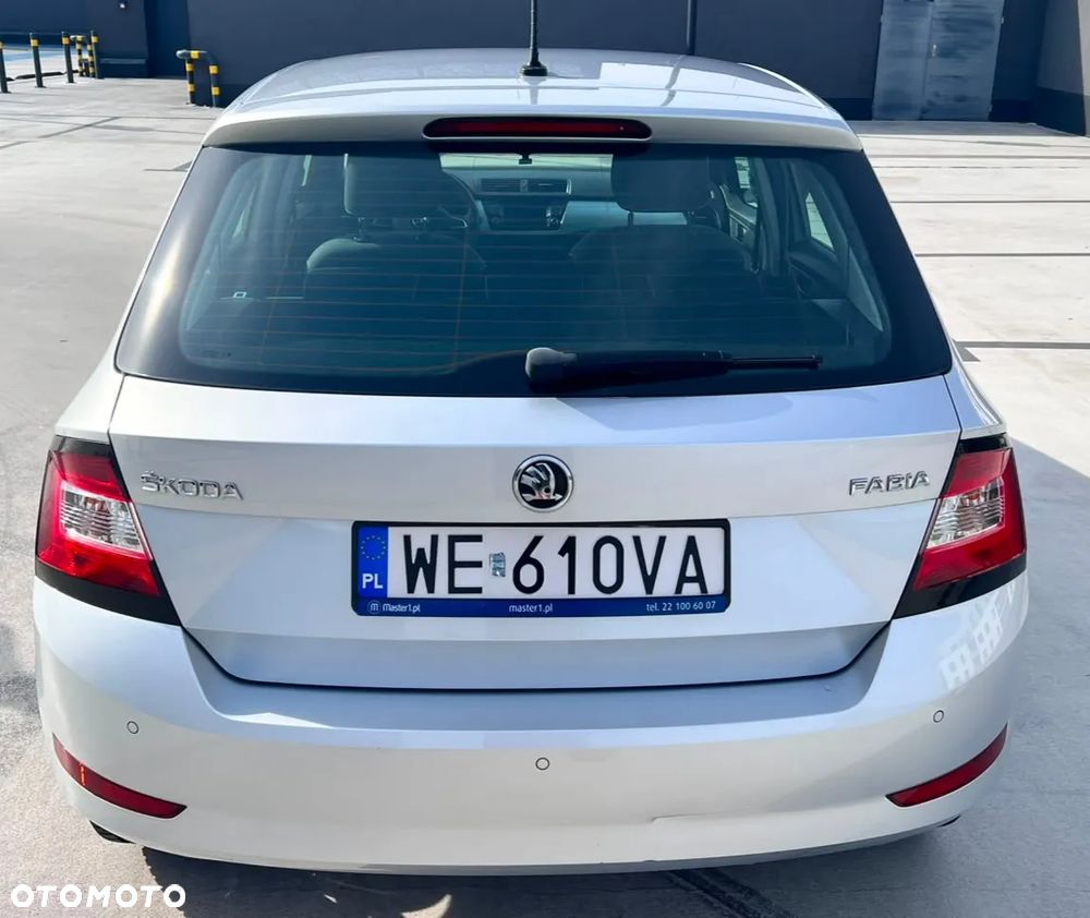 Skoda Fabia 1.0 TSI Ambition - 4