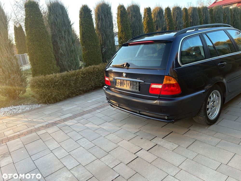 BMW Seria 3 328i - 5