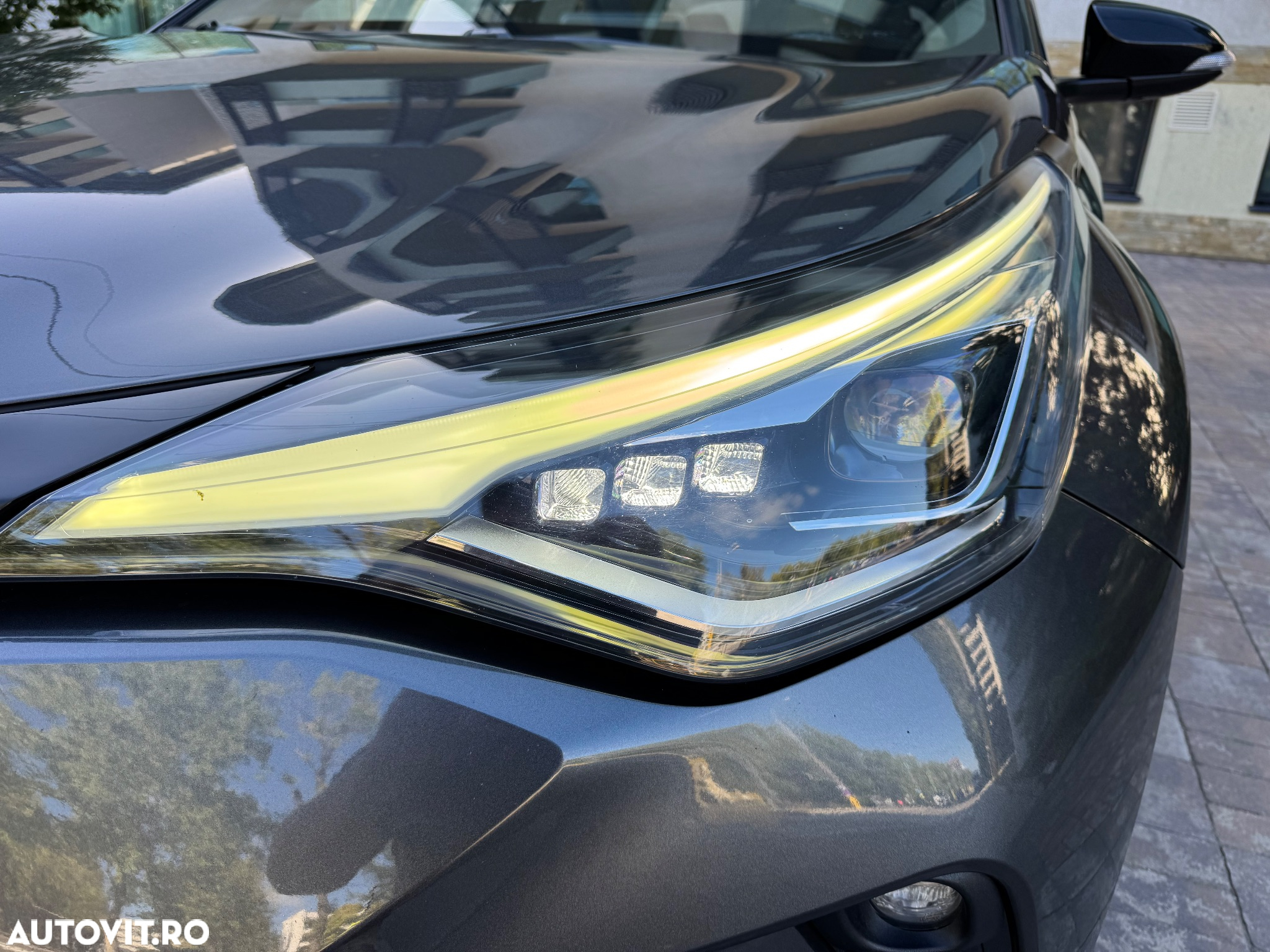 Toyota C-HR 1.8 HSD 122 CP 4x2 CVT C-ult Style bi-tone - 15