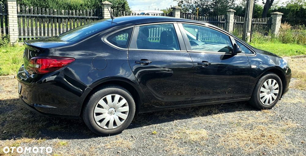 Opel Astra 2018 photo 4