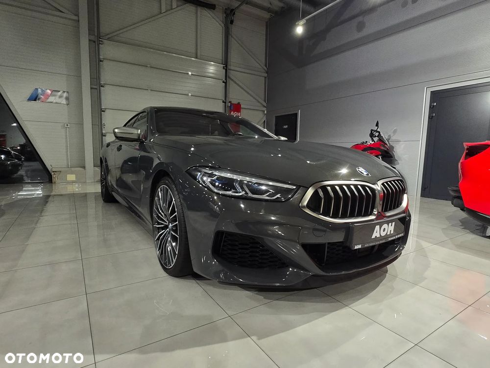 BMW Seria 8 - 16