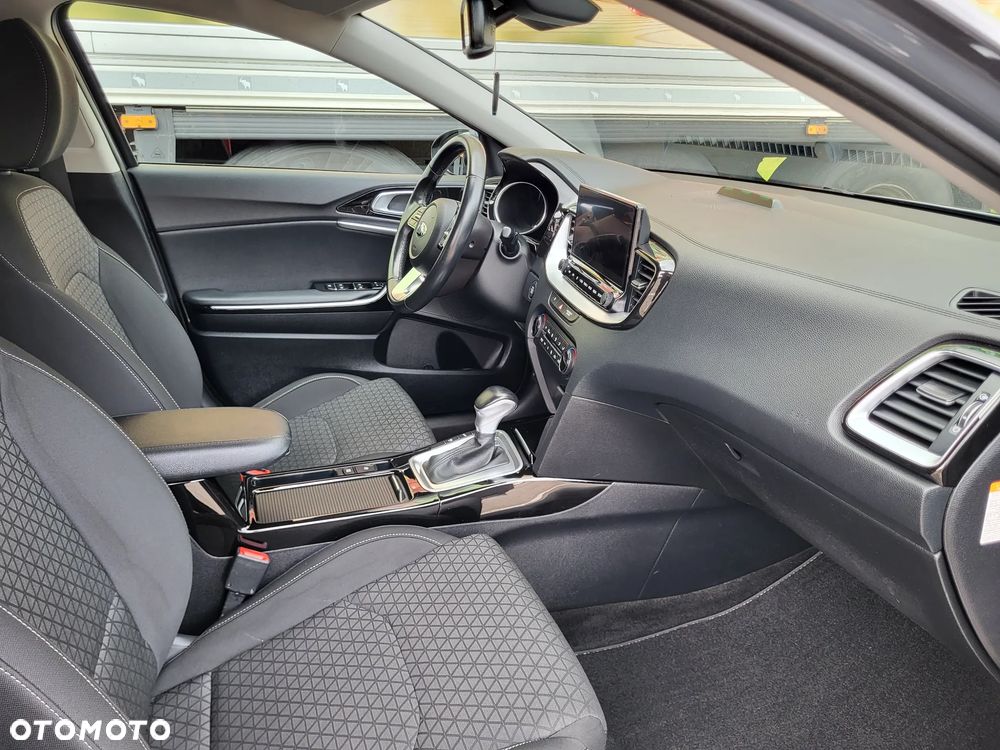 Kia Ceed 1.6 GDI PHEV XL DCT - 32