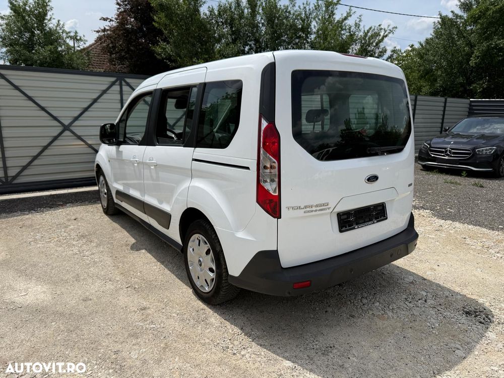 Ford Tourneo Connect - 4