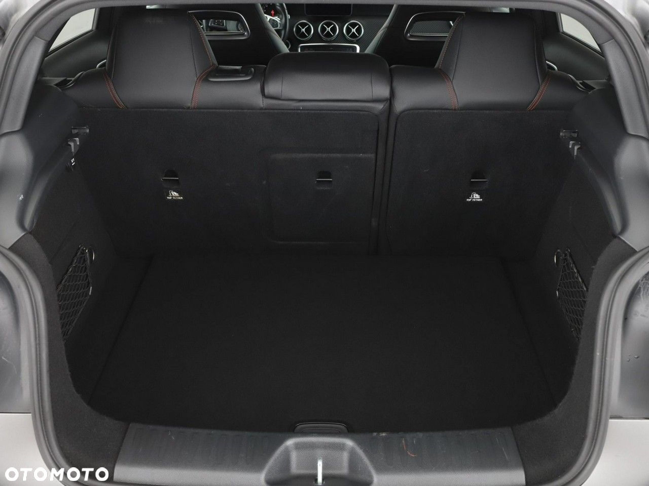 Mercedes-Benz Klasa A 180 (BlueEFFICIENCY) 7G-DCT AMG Sport - 20