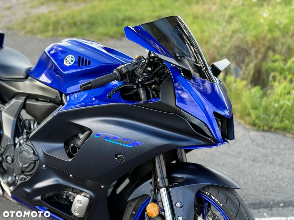 Yamaha R7 - 12