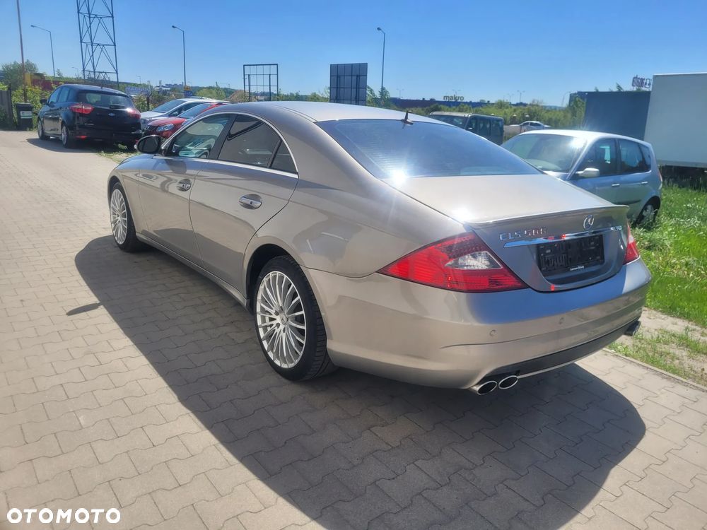 Mercedes-Benz CLS 500 - 16