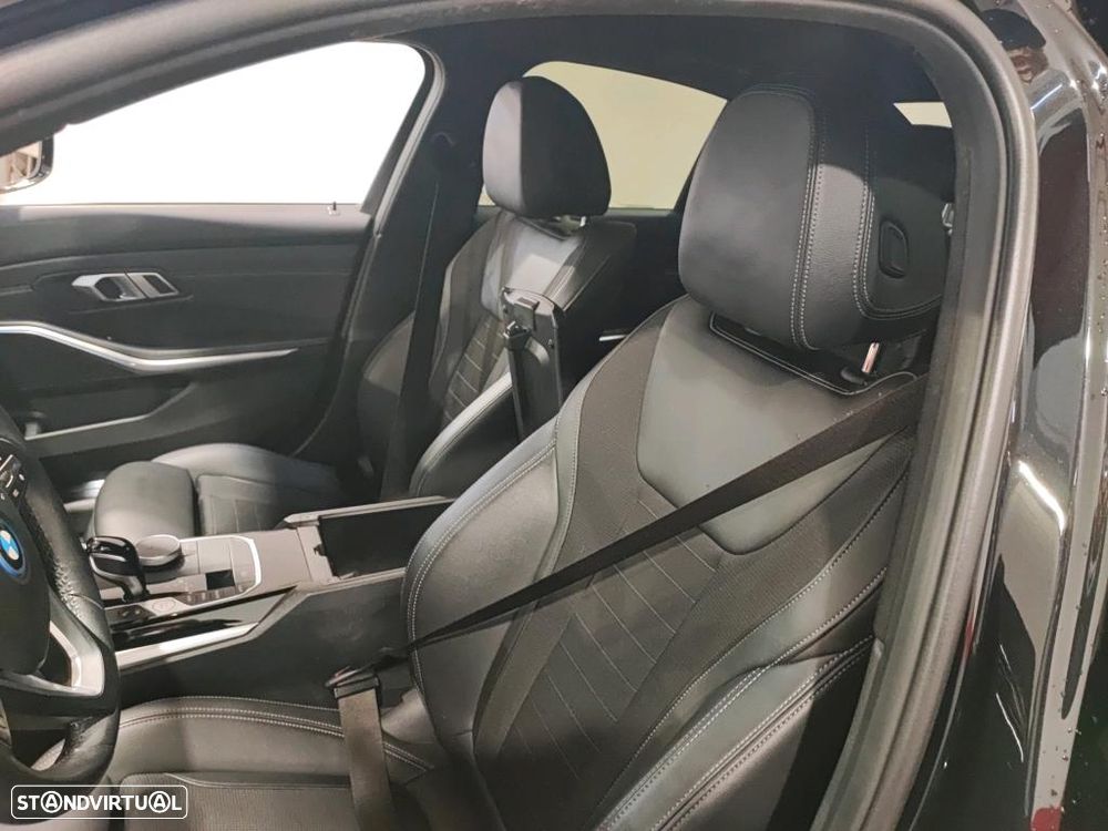 BMW 320 e Corporate Edition Auto - 6